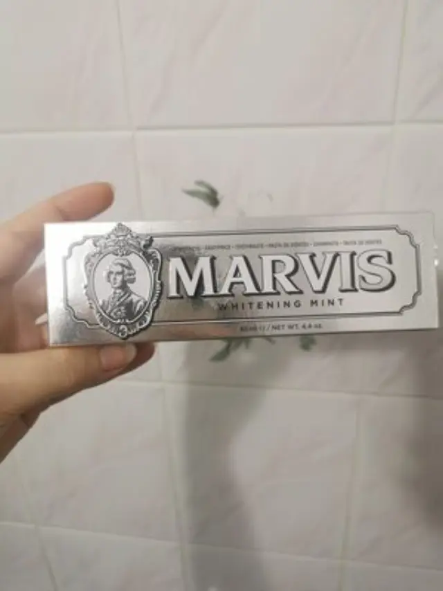 MARVIS Whitening Mint Οδοντόκρεμα με Γεύση Μέντας, Ιδανικη για Λευκανση, 85ml