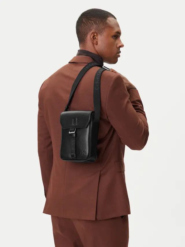 Calvin Klein Cargo Flap Reporter Ανδρικό Τσαντάκι Ώμου Μαύρο 2
