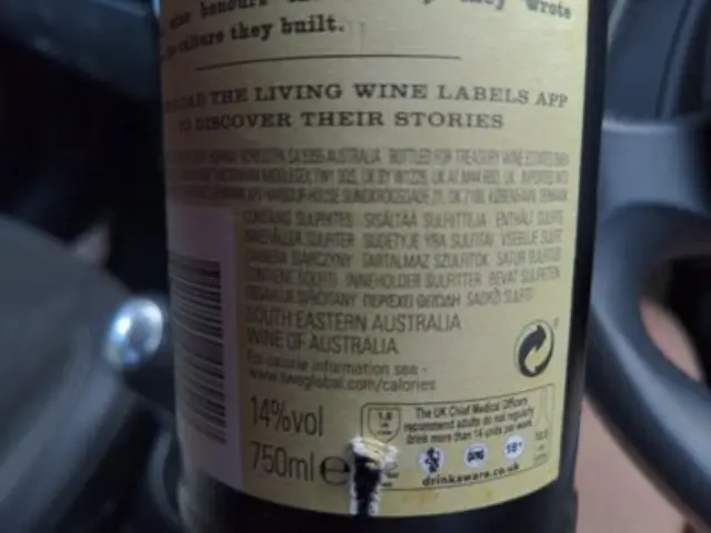 19 CRIMES CABERNET SAUVIGNON 750ML 2