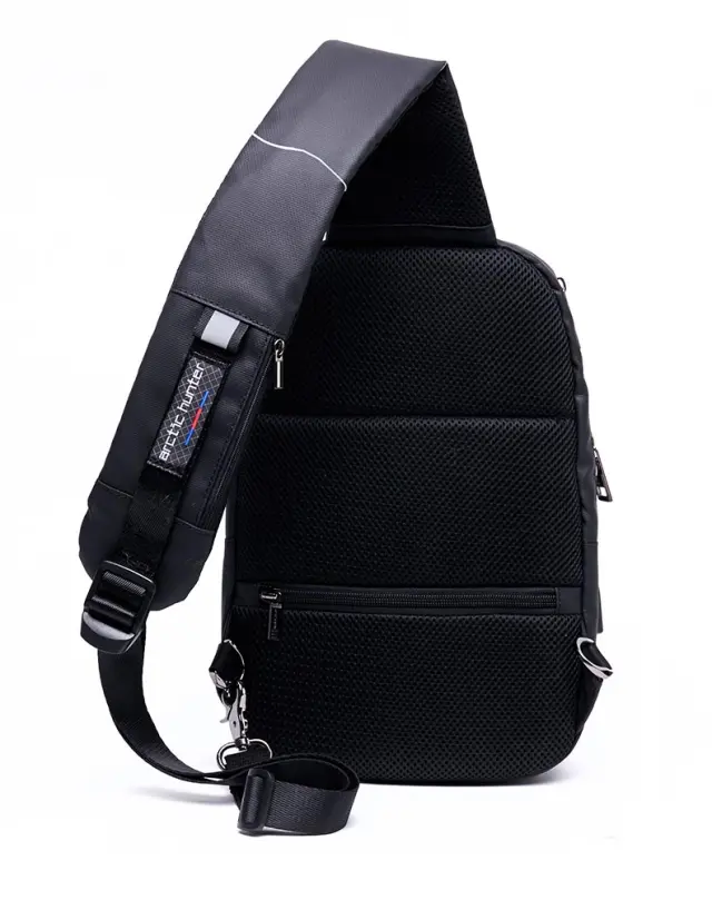 ARCTIC HUNTER τσάντα Crossbody XB-00081, USB, 6L, μαύρη 2