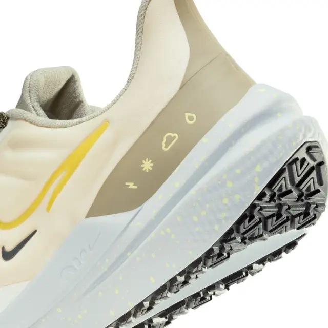 Nike Air Winflo 9 Shield (DM1104-100) - Μπέζ 2