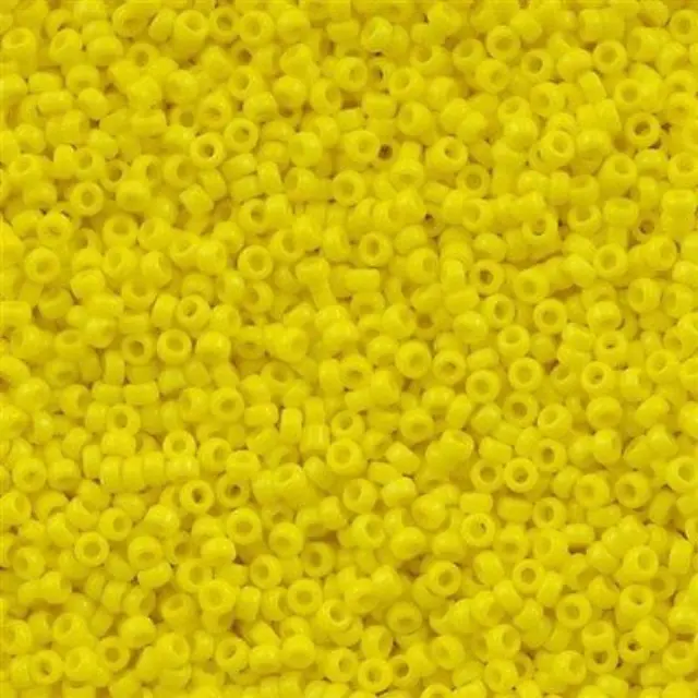 Χάντρα Miyuki Round Rocailles 15/0 - 404 - Opaque Yellow ~10gr
