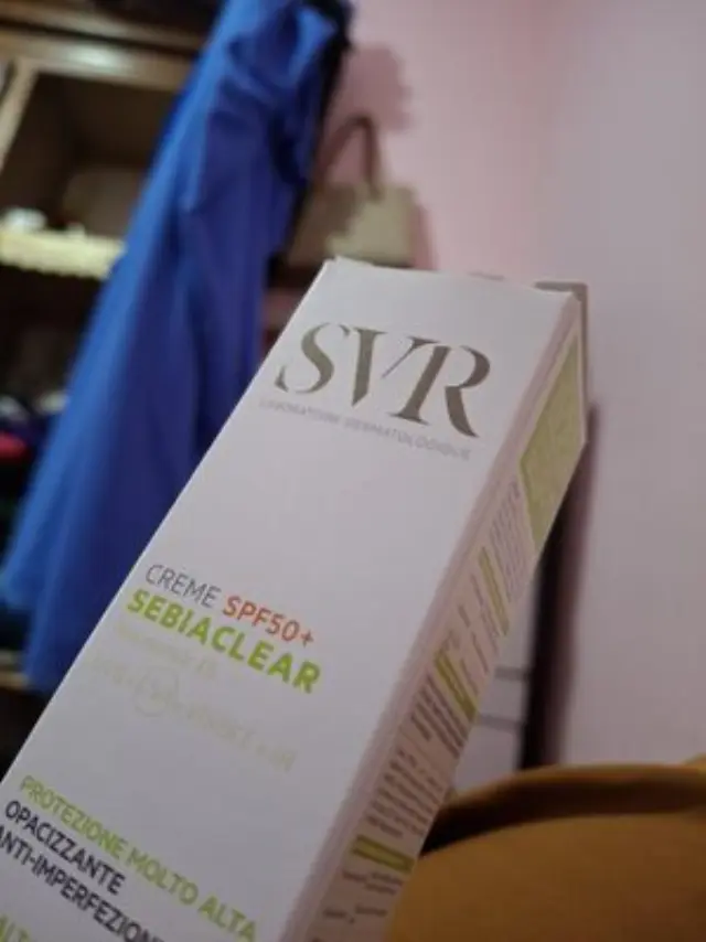 SVR Sebiaclear Crème SPF50+ Αντηλιακή Κρέμα Προσώπου με Ματ Αποτέλεσμα για Επιδερμίδα με Τάση Ακμής 40ml