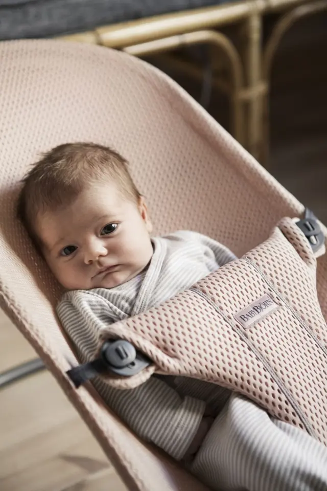 BabyBjorn Ρηλάξ Balance Bliss Mesh, Pearly Pink 7317680060013 2