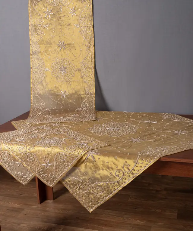 Τραπεζοκαρέ (125cm x 125cm) Ερατώ Χρυσό - -