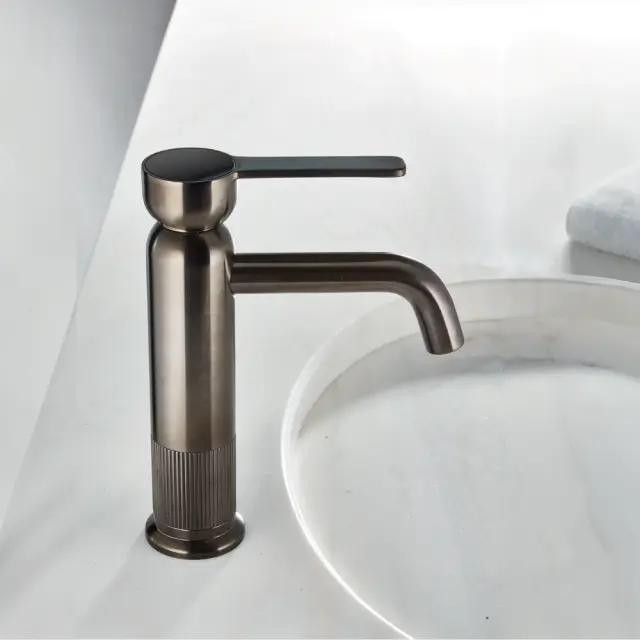 Μπαταρία νιπτήρος LUMIERE 516010-410
