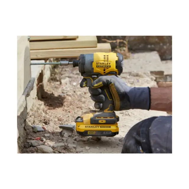 Stanley SFMCK461D2T-QW - Σετ V20 Fatmax® Με Κρουστικό Δραπανοκατσάβιδο & Παλμικό Κατσαβίδι Brushless μαζί με 2 Μπαταρίες 2Ah , Φορτιστή και ανθεκτική θήκη μεταφοράς. 2