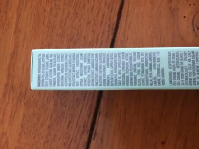 DARPHIN HYDRASKIN INFUSION EYE GEL-CREAM - Ενυδατική Κρέμα-Τζέλ Ματιών Κατά των Μαύρων Κύκλων 15 ml 2