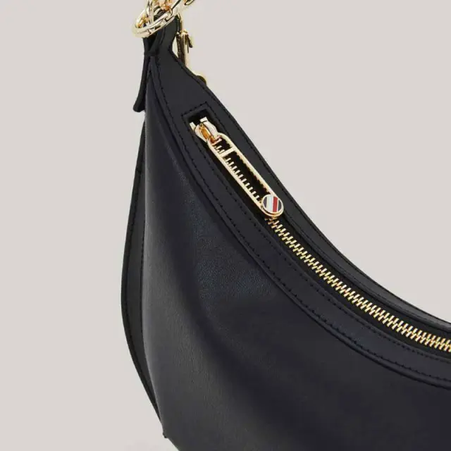 Tommy Hilfiger - Γυναικεία Τσάντα Ώμου Th Chic Shoulder Bag AW0AW16687-BDS Μαύρο 3