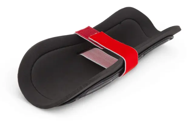 AMILA Επικαλαμίδα Ποδοσφαίρου PRO Guard (83015) - M 2