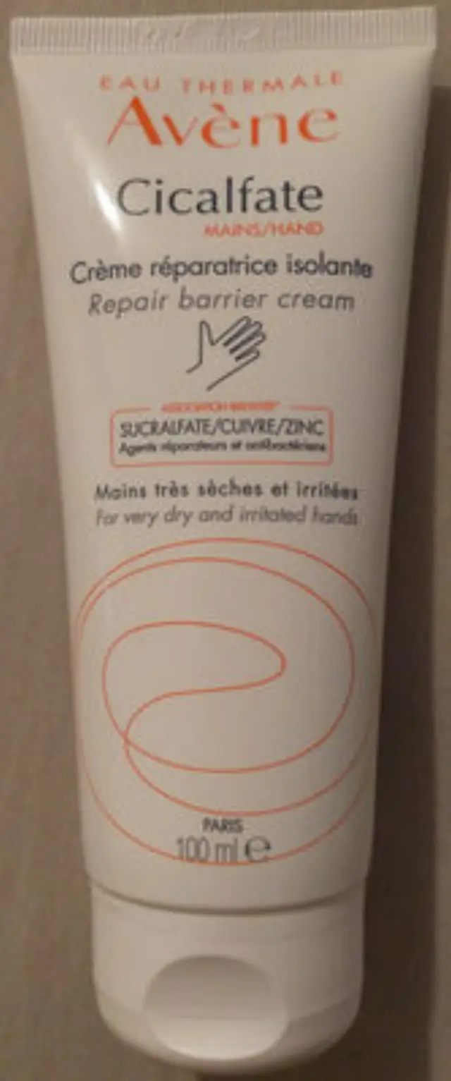 Avene Cicalfate Creme Mains Reparatrice Επανορθωτική Προστατευτική Κρέμα Χεριών με Αντιβακτηριδιακούς Παράγοντες, 100ml