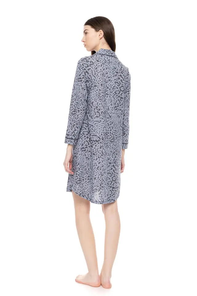 W1526 - Type - NIGHTGOWN BUTTONED GREY LEO 3