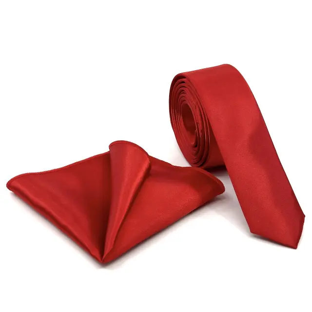 Κόκκινη Γραβάτα Σατέν Glossy Slim 4,5 cm με Ασορτί Μαντήλι 2