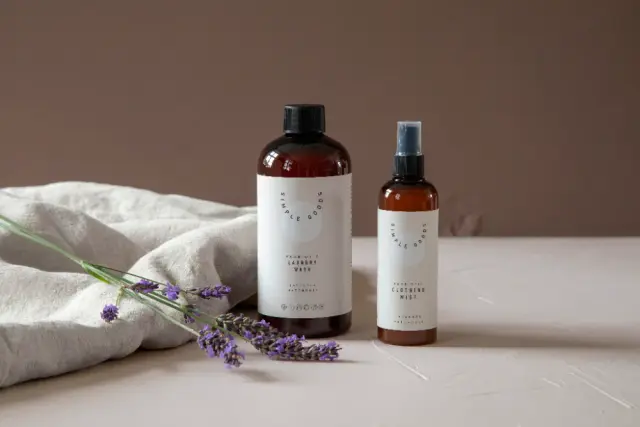 Simple Goods Laundry Tonic Τονωτικό ενισχυτικό αρωματικό ρούχων με λεβάντα και πατσουλί 30ml 2
