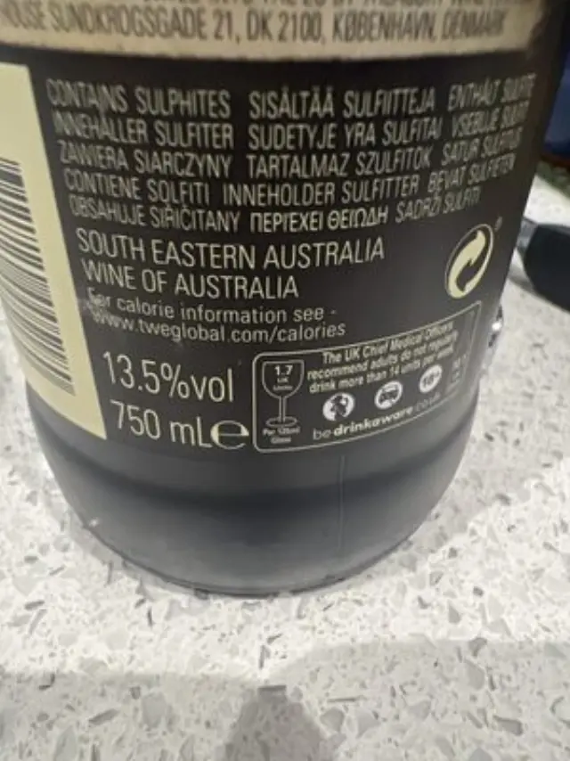 19 CRIMES THE BANISHED CABERNET SAUVIGNON 750ML 2
