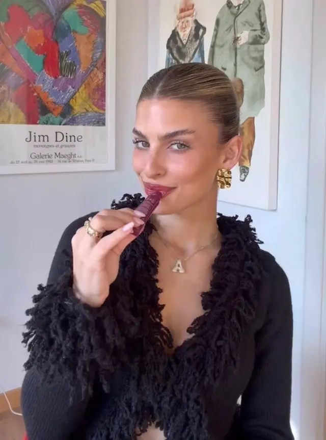 AURORA PERFECT LIP COMBO - RE VELVET BURGUNDY 2