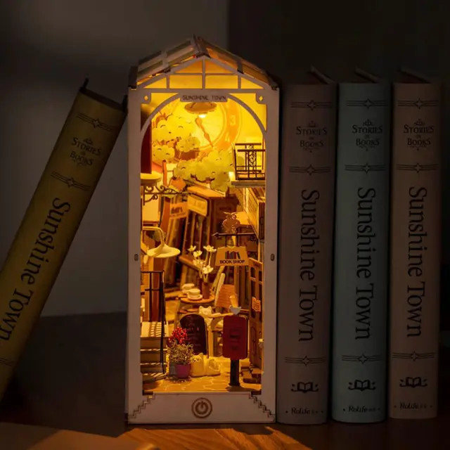 Rolife DIY Creative Bookends / Κατασκευή 3D Βιβλιοστάτη με Φωτισμό: Sunshine Town 3
