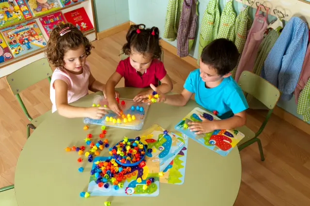 ΜΩΣΑΪΚΟ ΠΑΙΧΝΙΔΙ MINILAND PEGS 90 TMX 2
