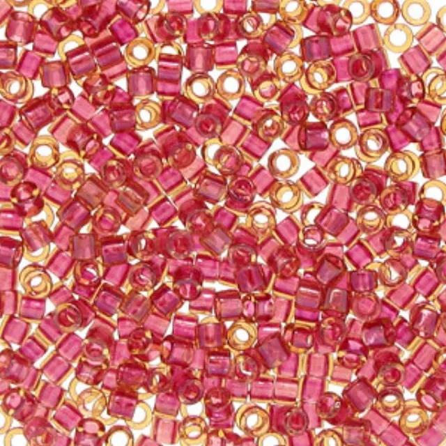 Χάντρα Miyuki Delica 10/0 - DBM0062 - Transparent Rainbow Light Raspberry ~7gr