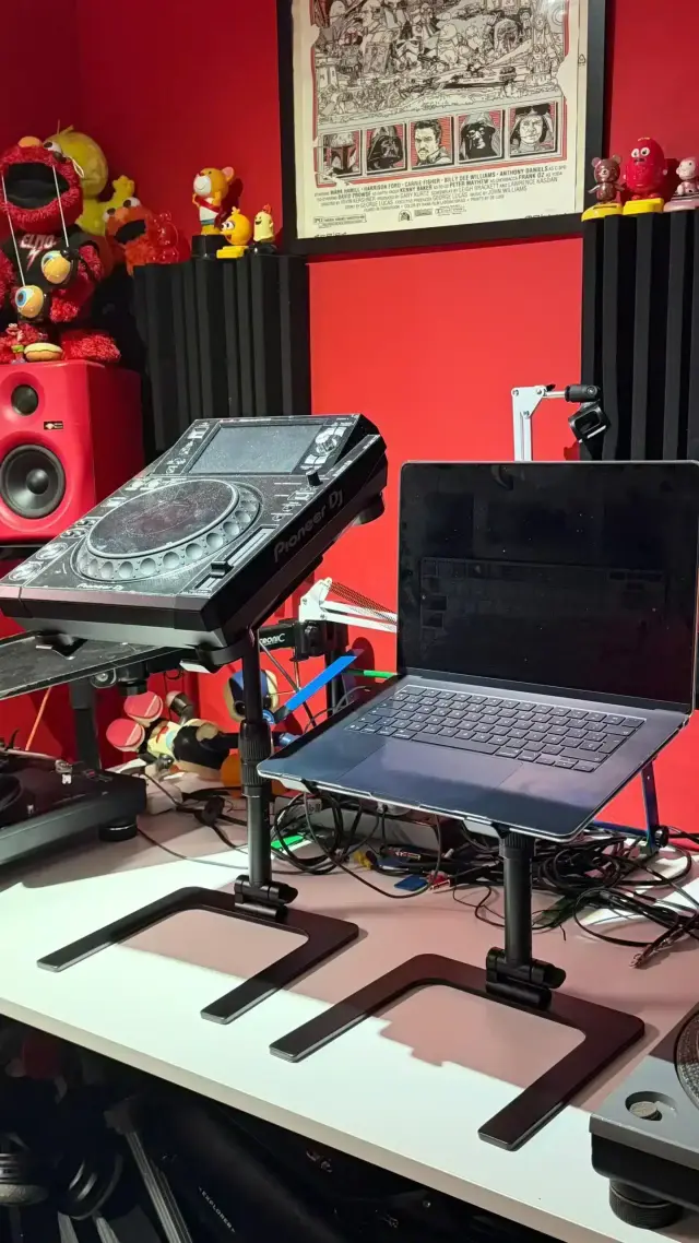 TOPDJSTAND 360° Adjustable Controller / Laptop 2