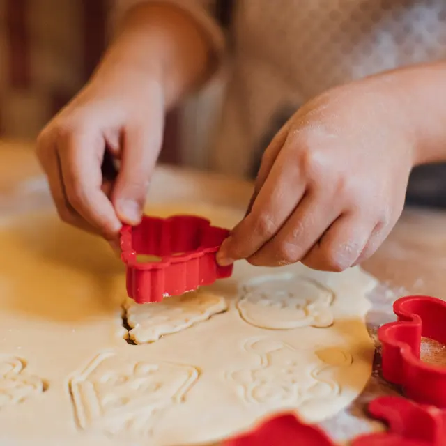 Legami Christmas Cookie Cutters with Stamps 3