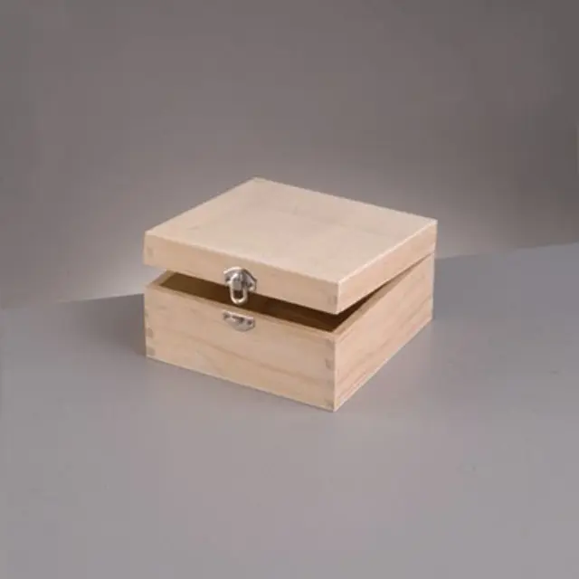 Ξύλινο Κουτί Τετράγωνο 7.5x7.5xh4cm