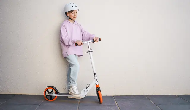 Lionelo Luca Πατίνι Πτυσσόμενο Black Carbon Pink 2